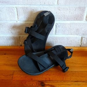 Chaco size 4